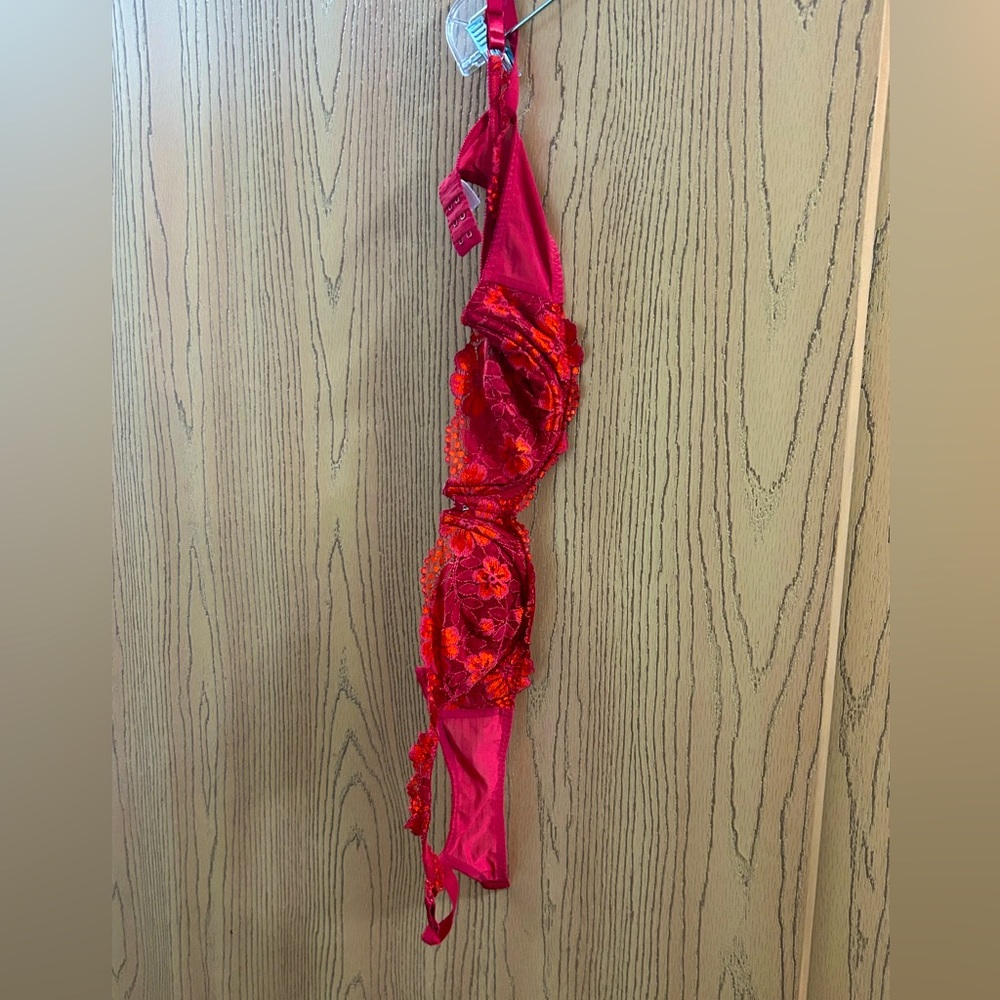 VS padded self bra 38B